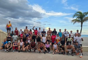 Cruiser FitUltra-Light, Built For Speed|UNTUCKit Cruiser Splash Hollywood Run Club