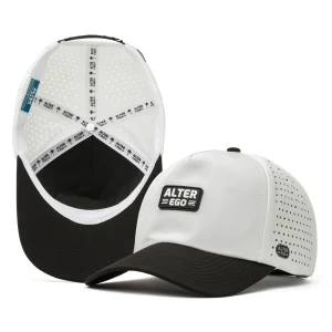 Traveler FitLaid-Back Style For Any Adventure|UNTUCKit Traveler Splash Black & White Signature