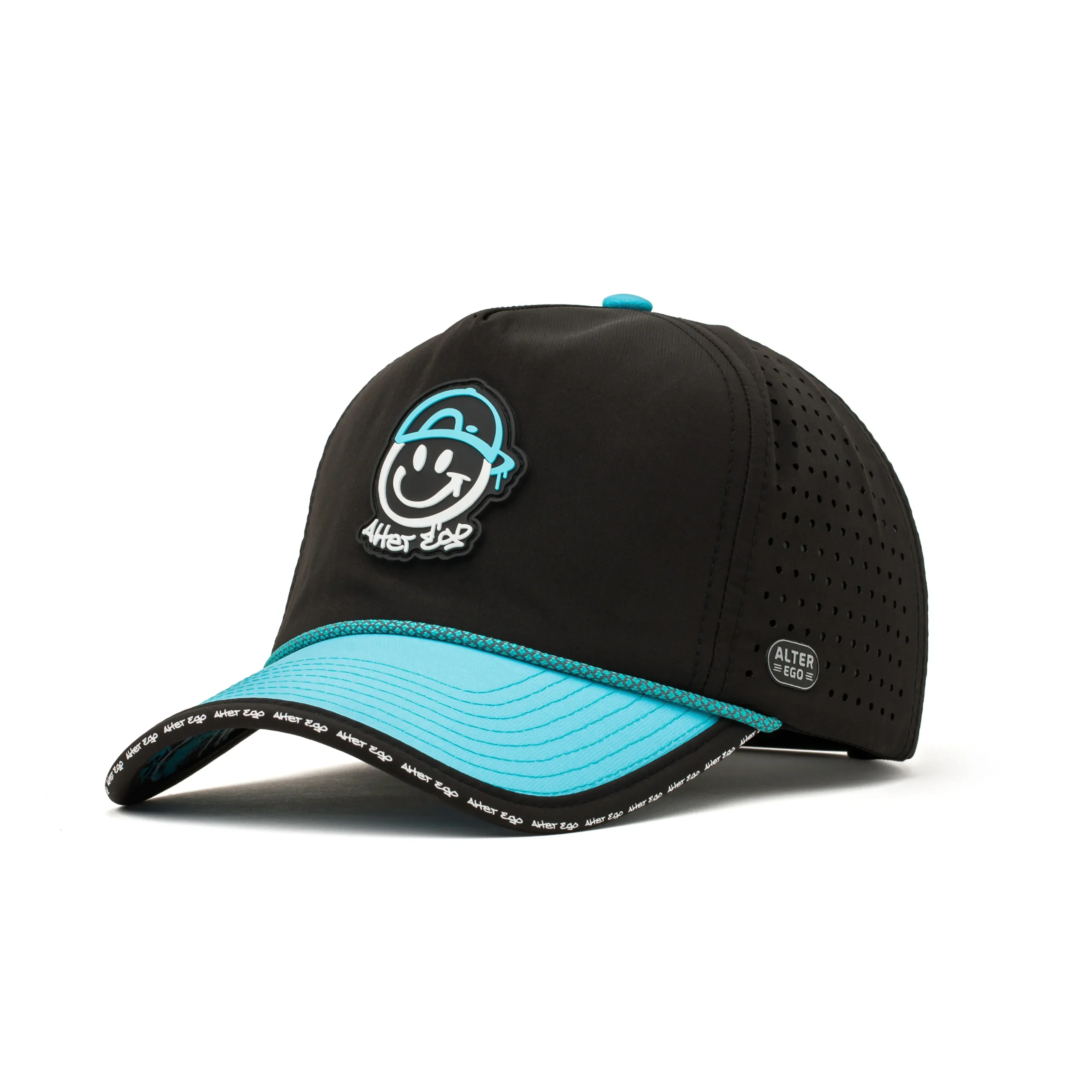 traveler-splash-icy-drip-soplncHc-5.webp Traveler FitLaid-Back Style For Any Adventure|UNTUCKit Traveler Splash Icy Drip