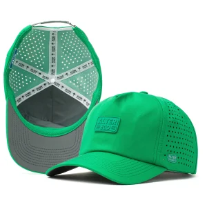 Traveler FitLaid-Back Style For Any Adventure|UNTUCKit Traveler Splash Kelly Green Signature